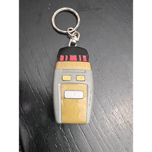 Vintage 1996 Star Trek The Next Generation Electronic Type 1 Phaser Key Chain